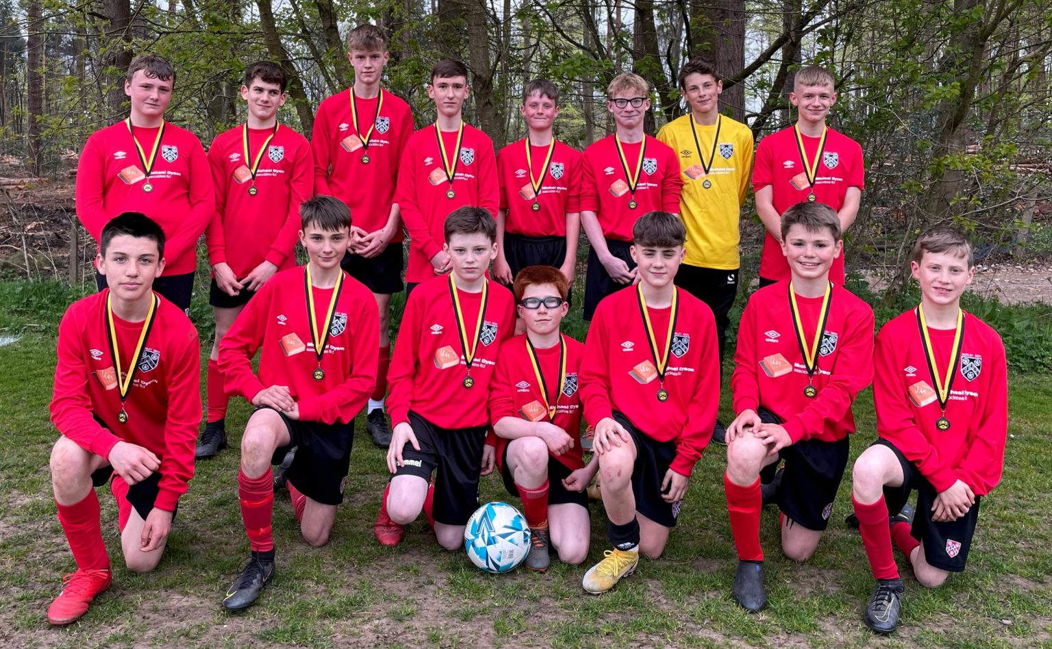 MDA Sponsors Local High School Sports Kits Michael Dyson Associates Ltd